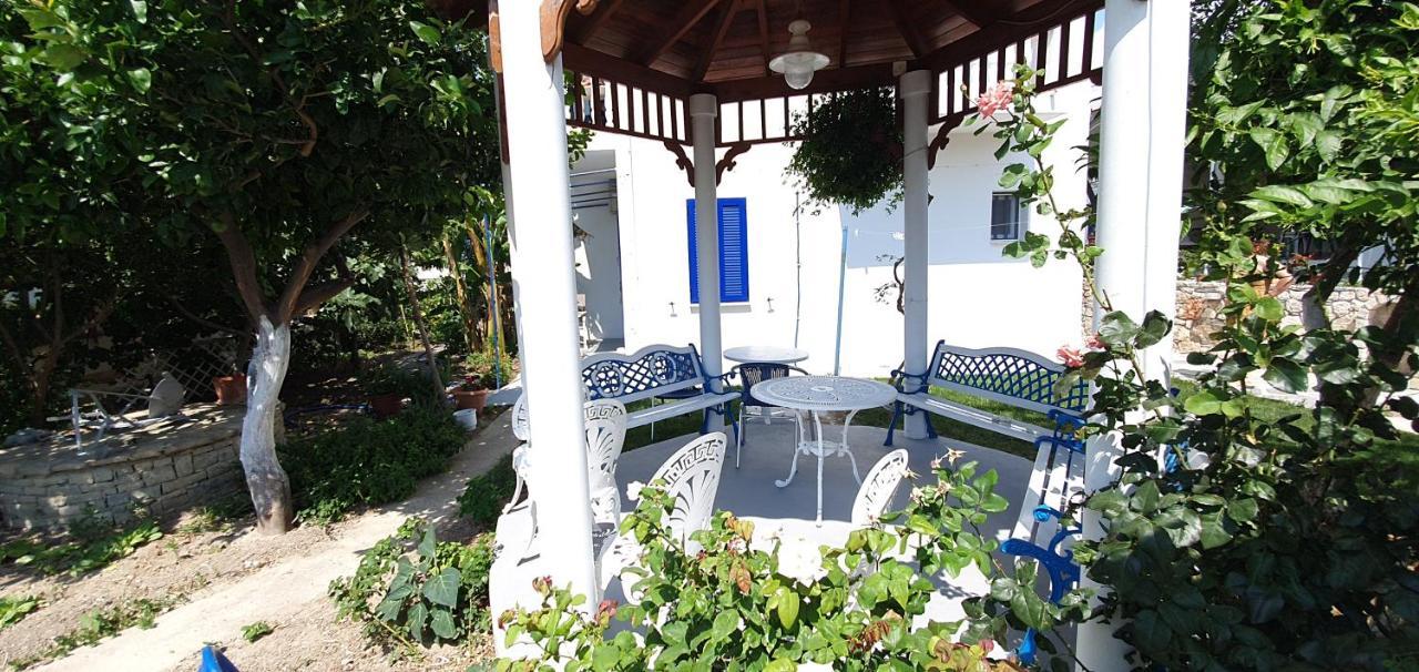Jenny Apartments Карловаси Экстерьер фото
